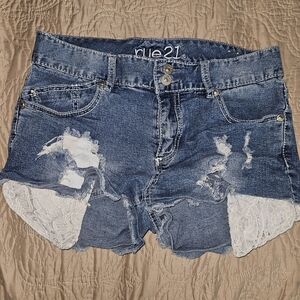 Rue21 Women's Blue Distressed Denim Shorts